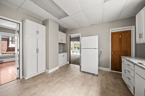 Tiny photo for 108 W Central Park Avenue, Davenport, IA 52803 (MLS # 12676961)