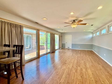 Tiny photo for 4138 Custer Avenue, Brookfield, IL 60513 (MLS # 12649521)