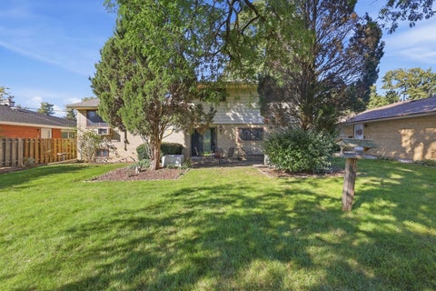 Tiny photo for 539 Sandy Lane, Des Plaines, IL 60016 (MLS # 12766929)
