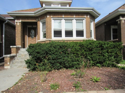 Photo of 3512 W 64th Street, Chicago, IL 60629 (MLS # 12778527)