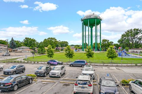 Tiny photo for 10430 Ridgeland Avenue #6, Chicago Ridge, IL 60415 (MLS # 12677778)