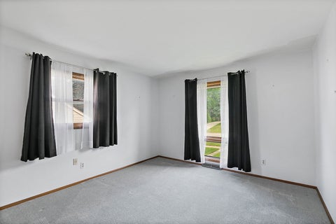 Tiny photo for 318 Laurel Lane, DeKalb, IL 60115 (MLS # 12710178)