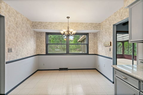 Tiny photo for 318 Laurel Lane, DeKalb, IL 60115 (MLS # 12710178)