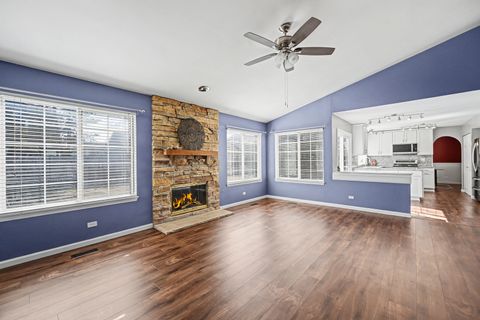 Tiny photo for 1080 Scarlet Oak Circle, Aurora, IL 60506 (MLS # 12581470)