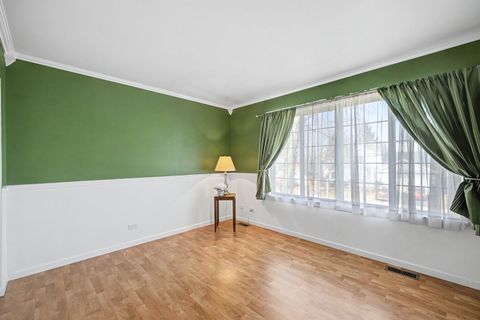 Tiny photo for 1080 Scarlet Oak Circle, Aurora, IL 60506 (MLS # 12581470)