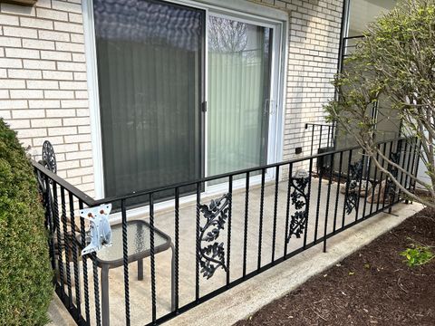 Tiny photo for 12817 CARRIAGE Lane #1, Crestwood, IL 60418 (MLS # 12616058)