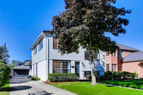 Tiny photo for 754 S Saylor Avenue, Elmhurst, IL 60126 (MLS # 12787532)