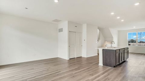 Tiny photo for 1336 Foxglove Drive, Bartlett, IL 60103 (MLS # 12570976)