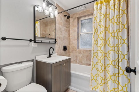 Tiny photo for 6812 N Wayne Avenue #3E, Chicago, IL 60626 (MLS # 12767542)
