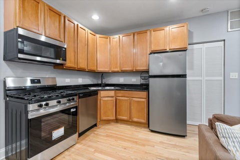Tiny photo for 6812 N Wayne Avenue #3E, Chicago, IL 60626 (MLS # 12767542)