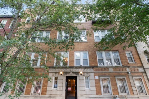 Photo of 6812 N Wayne Avenue #3E, Chicago, IL 60626 (MLS # 12767542)