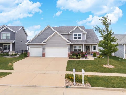 Photo of 1116 Staghorne Way, Bloomington, IL 61705 (MLS # 12786965)