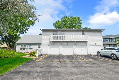 Tiny photo for 224 Foxhead Court #B, Bolingbrook, IL 60440 (MLS # 12722751)