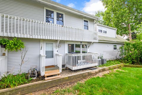 Photo of 224 Foxhead Court #B, Bolingbrook, IL 60440 (MLS # 12722751)