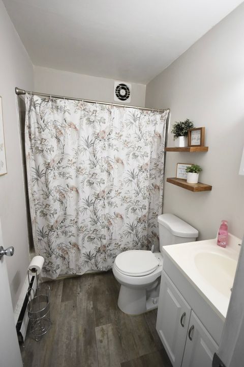 Tiny photo for 605 N Wolf Road #B9, Hillside, IL 60162 (MLS # 12567178)