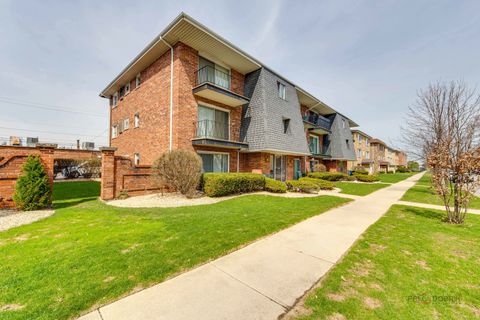 Tiny photo for 10936 S Keating Avenue #1A, Oak Lawn, IL 60453 (MLS # 12612441)
