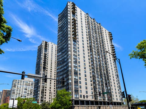 Photo of 5701 N Sheridan Road #16N, Chicago, IL 60660 (MLS # 12665452)