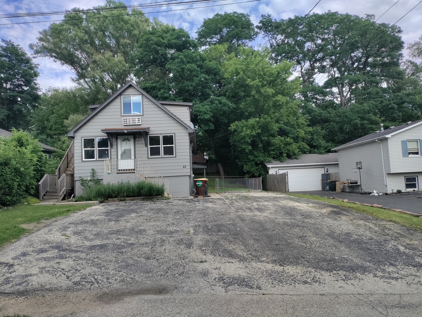 63 Highview Avenue