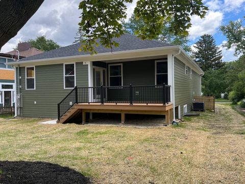 Tiny photo for 928 S Michigan Avenue, Villa Park, IL 60181 (MLS # 12576403)