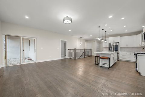 Tiny photo for 928 S Michigan Avenue, Villa Park, IL 60181 (MLS # 12576403)