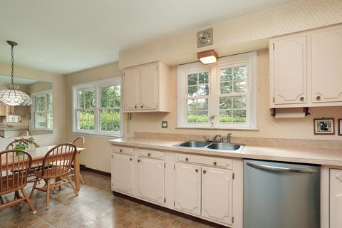 Tiny photo for 1504 Sequoia Trail, Glenview, IL 60025 (MLS # 12642038)