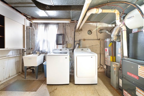Tiny photo for 6557 N Christiana Avenue, Lincolnwood, IL 60712 (MLS # 12753955)