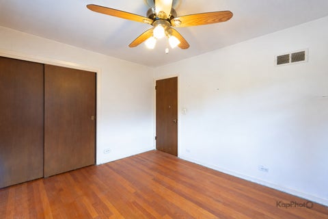 Tiny photo for 6557 N Christiana Avenue, Lincolnwood, IL 60712 (MLS # 12753955)
