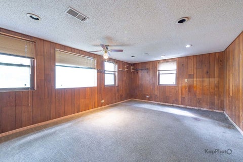 Tiny photo for 6557 N Christiana Avenue, Lincolnwood, IL 60712 (MLS # 12753955)
