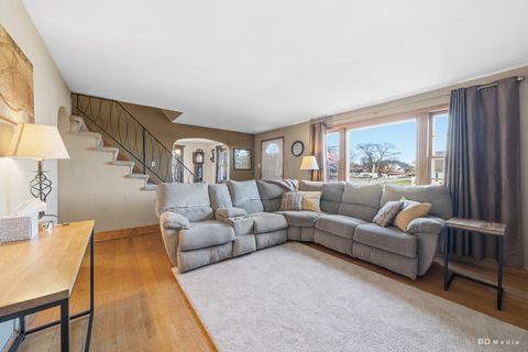 Tiny photo for 10500 S 80th Court, Palos Hills, IL 60465 (MLS # 12600482)