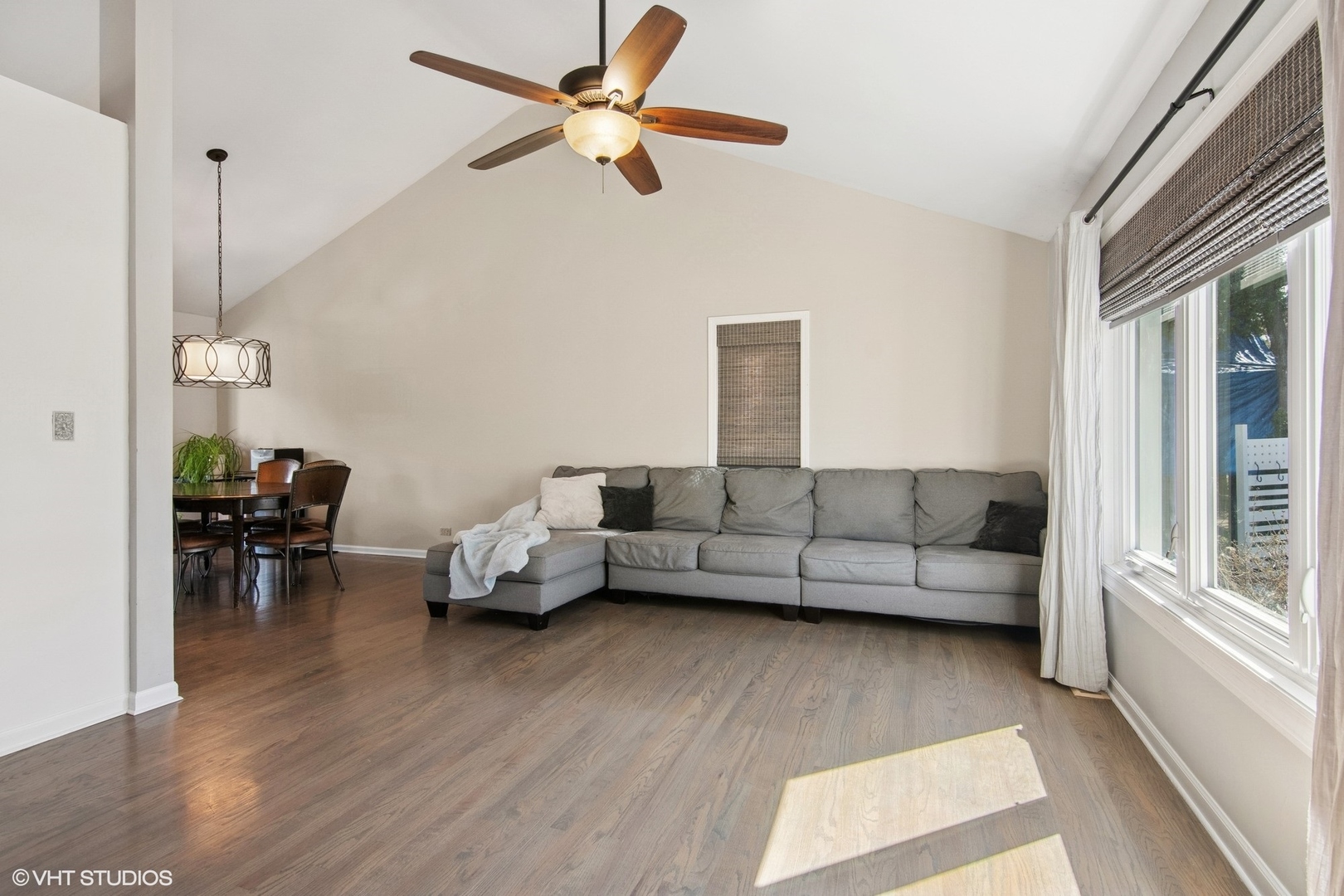 25W325 Armbrust Avenue