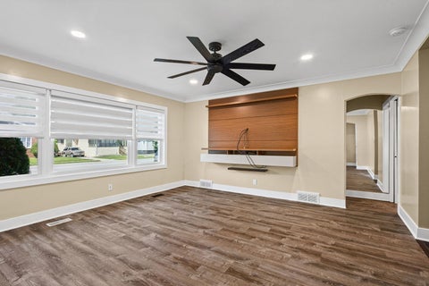 Tiny photo for 997 Wentworth Avenue, Calumet City, IL 60409 (MLS # 12741637)
