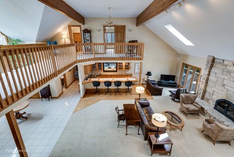 Tiny photo for 38W710 Bonnie Court, St. Charles, IL 60175 (MLS # 12646945)
