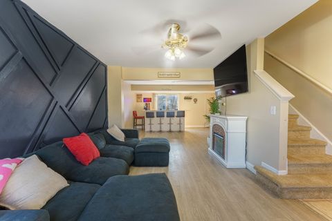 Tiny photo for 1649 Park Vista Lane, Aurora, IL 60504 (MLS # 12577679)