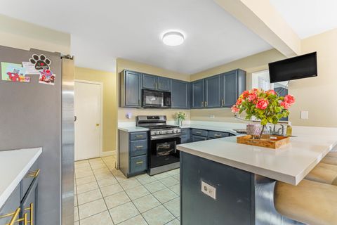 Tiny photo for 1649 Park Vista Lane, Aurora, IL 60504 (MLS # 12577679)