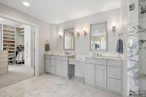 Tiny photo for 117 W NORTH Street, Hinsdale, IL 60521 (MLS # 12638719)