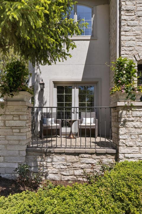 Tiny photo for 117 W NORTH Street, Hinsdale, IL 60521 (MLS # 12638719)