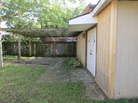 Tiny photo for 111 N Columbus Street, Golconda, IL 62938 (MLS # 12725992)