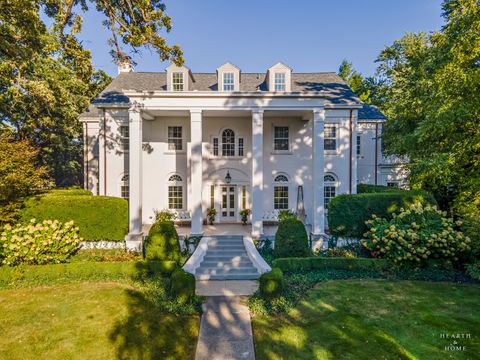 Photo of 615 Lake Avenue, Crystal Lake, IL 60014 (MLS # 12478053)