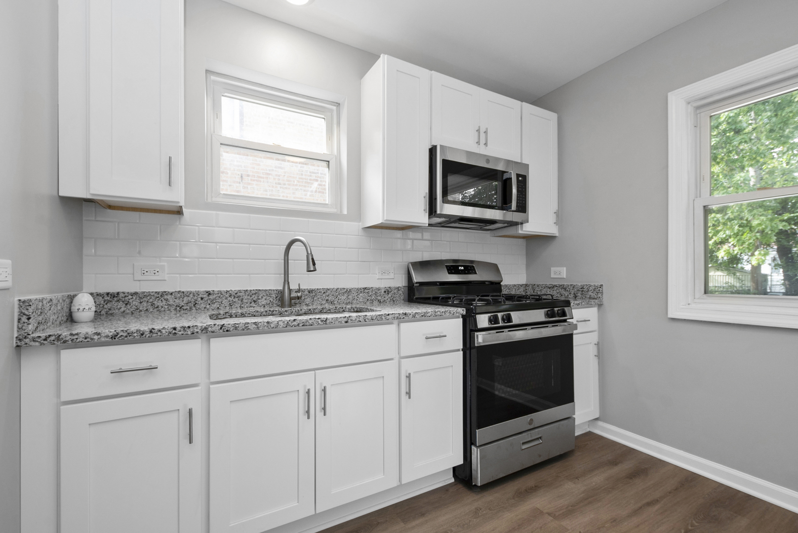 10908 S Green Street