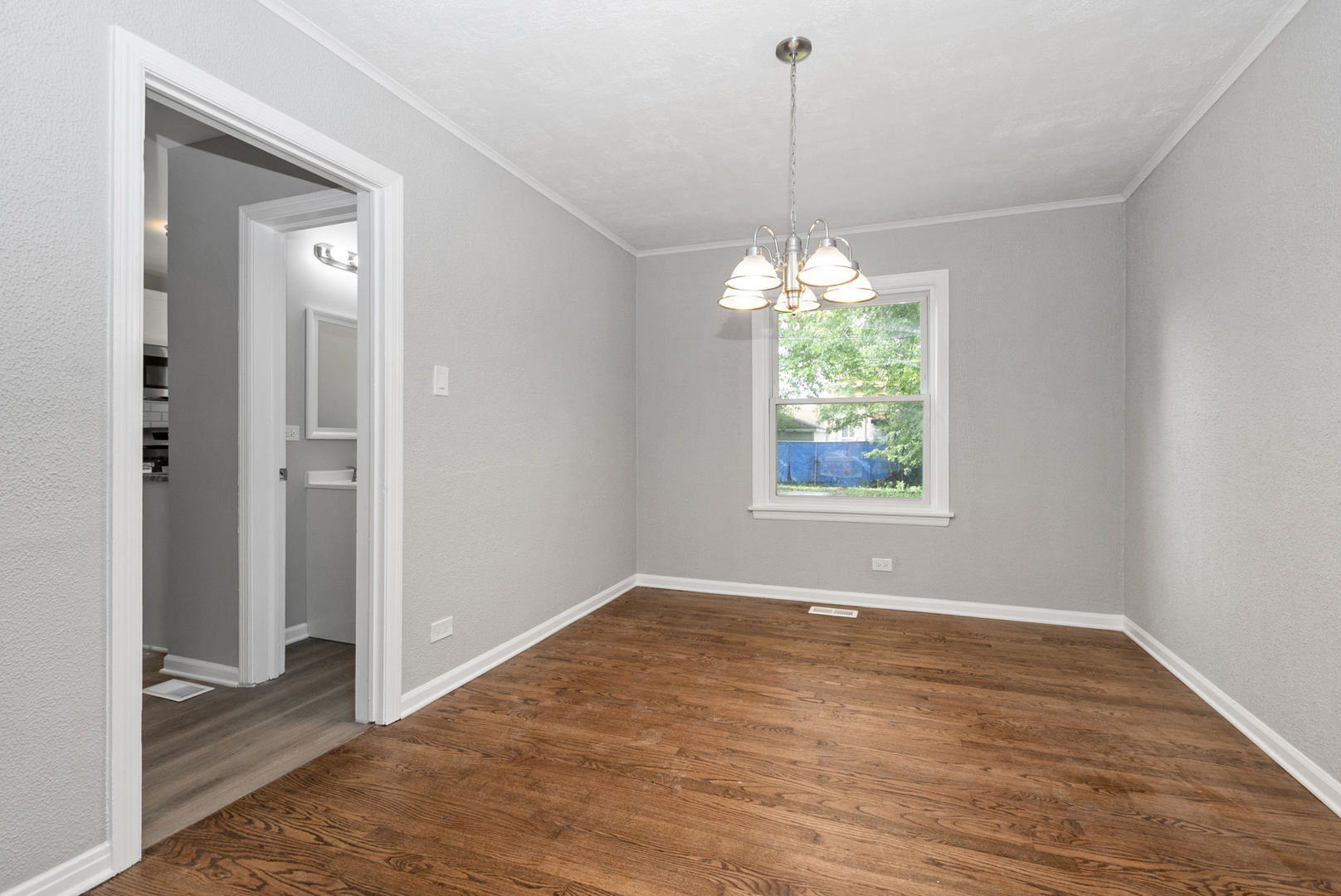 10908 S Green Street