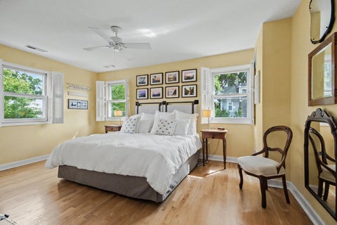 Tiny photo for 259 S York Street, Elmhurst, IL 60126 (MLS # 12752324)