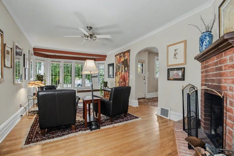 Tiny photo for 259 S York Street, Elmhurst, IL 60126 (MLS # 12752324)