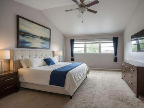 Tiny photo for 17945 W Pond Ridge Circle, Gurnee, IL 60031 (MLS # 12704570)