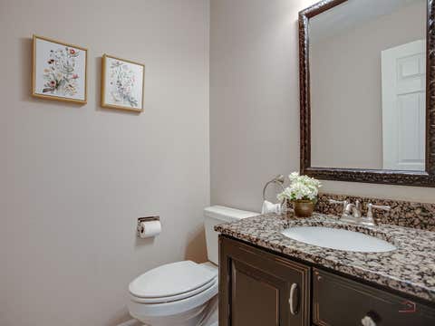 Tiny photo for 17945 W Pond Ridge Circle, Gurnee, IL 60031 (MLS # 12704570)