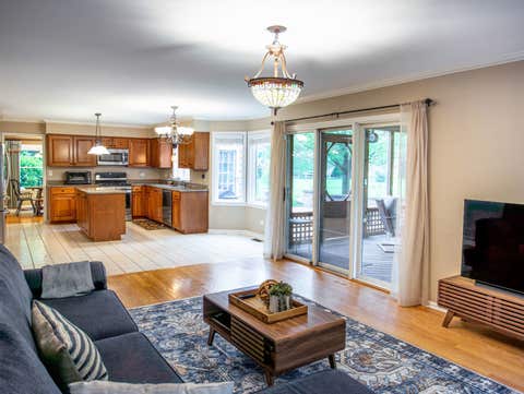 Tiny photo for 17945 W Pond Ridge Circle, Gurnee, IL 60031 (MLS # 12704570)