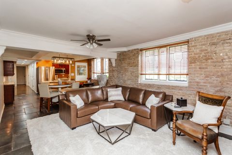 Tiny photo for 445 W Fullerton Parkway #L1A, Chicago, IL 60614 (MLS # 12668120)