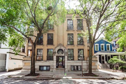 Photo of 445 W Fullerton Parkway #L1A, Chicago, IL 60614 (MLS # 12668120)