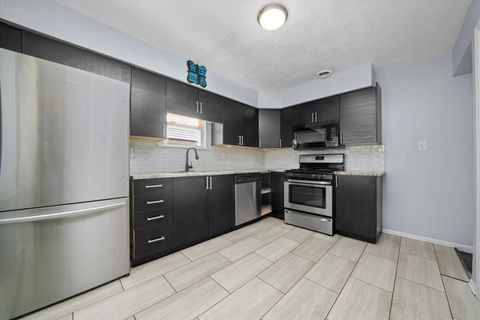 Tiny photo for 706 N Main Street, Mount Prospect, IL 60056 (MLS # 12586752)