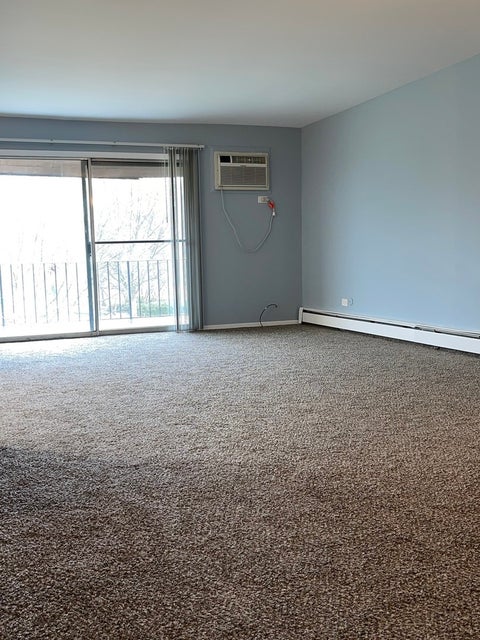 Tiny photo for 2556 Waterbury Drive #1906, Woodridge, IL 60517 (MLS # 12767310)