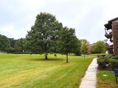 Tiny photo for 2556 Waterbury Drive #1906, Woodridge, IL 60517 (MLS # 12767310)